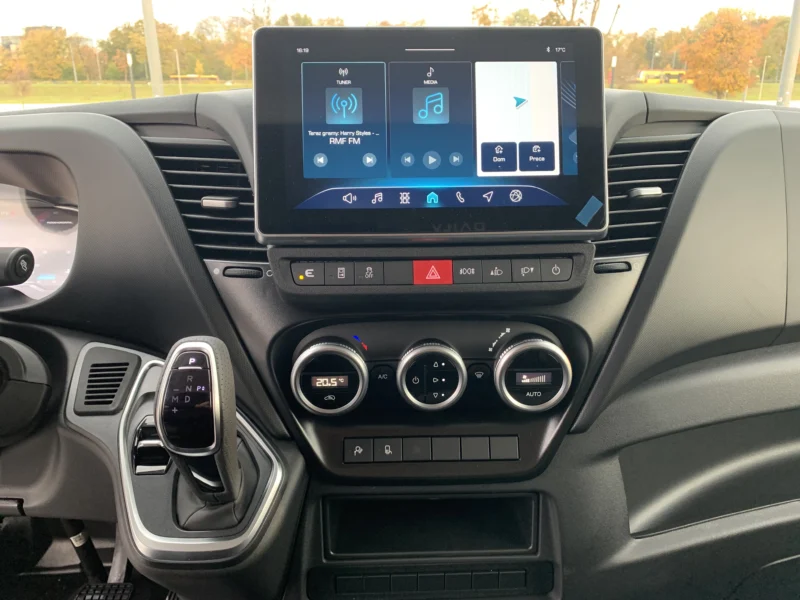 Iveco Brygadówka L4H2 automat — zdjęcie 4